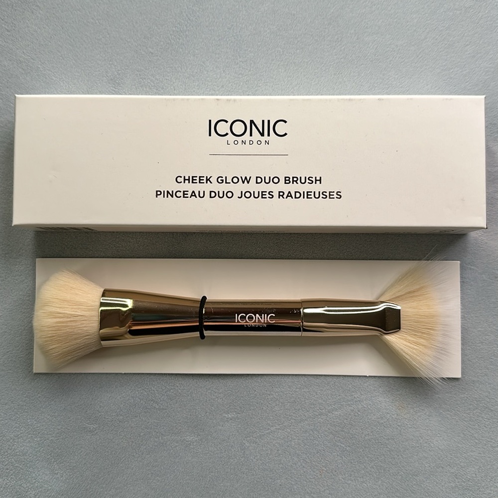 🧰 ICONIC LONDON | CHEEK GLOW DUO BRUSH
